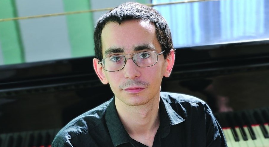 Павел Кушнир
